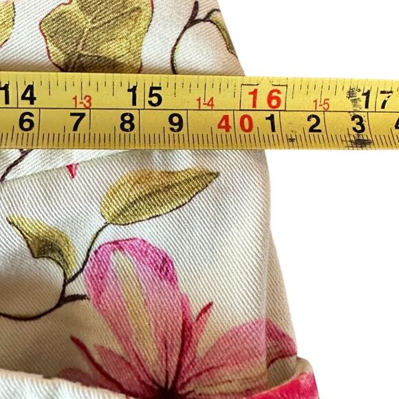 Lands End Floral Mid-Rise Straight Leg Crop Pants. Size 4. Garden whimsical EUC - Picture 4 of 7